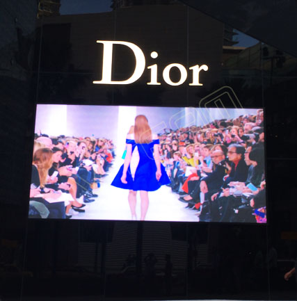 馬來(lái)西亞商業(yè)街 LED小間距屏TV-2.5項(xiàng)目