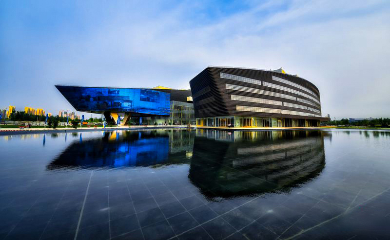 京津冀大數(shù)據(jù)感知體驗中心格柵屏定制項目