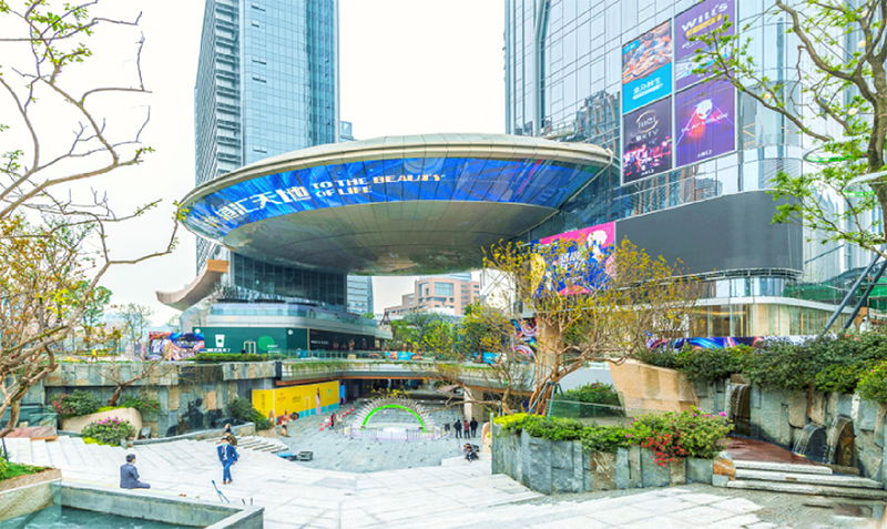 成都港匯新天地LED格柵屏項目 